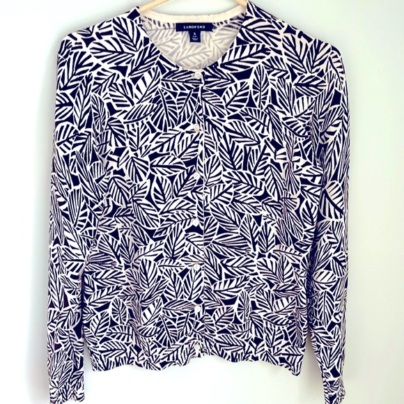 Lands' End Sweaters - Lands’ End women’s small neutral print button cardigan excellent condition